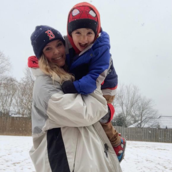 Meet your Posher, Jessica - Picture 1 of 1